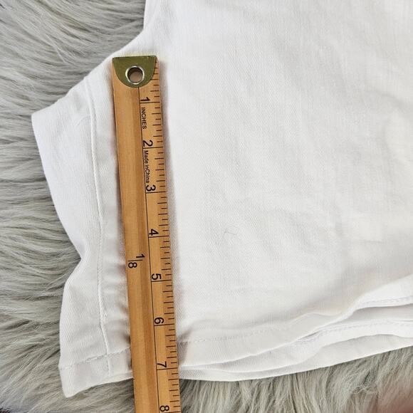Torrid White Mid Rise Mid Shorts Size 20 Vintage Stretch Denim Cotton Blend - Picture 10 of 11
